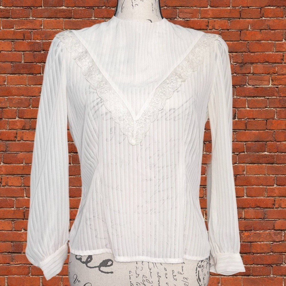 Fritzi Vintage Ivory Lace Trim Pinstripe Blouse Button Back Long Sleeve Size 4 - Picture 2 of 7